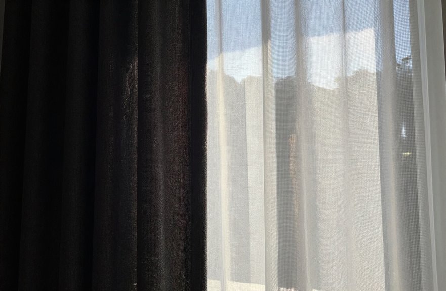 Do Blackout Curtains Keep Heat Out? 5 blackout curtains outperforming others in heat blocking